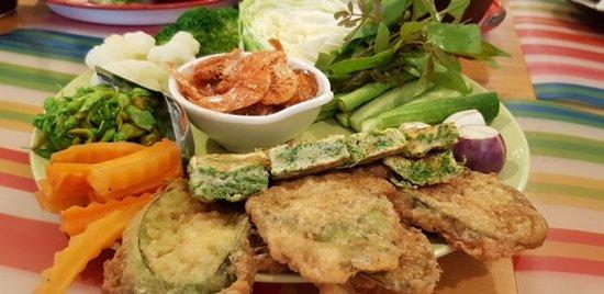 Kruamaejeab Southern Thai Eatery